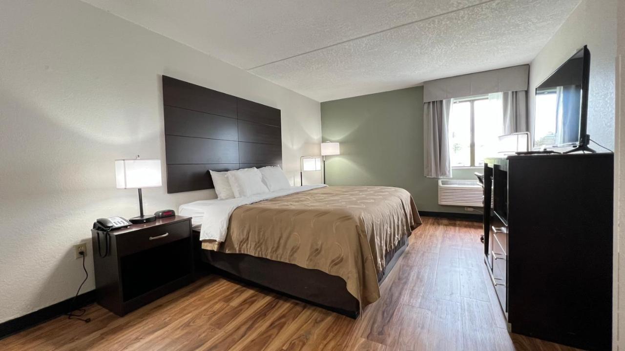 Inn Quality Kansas 2*