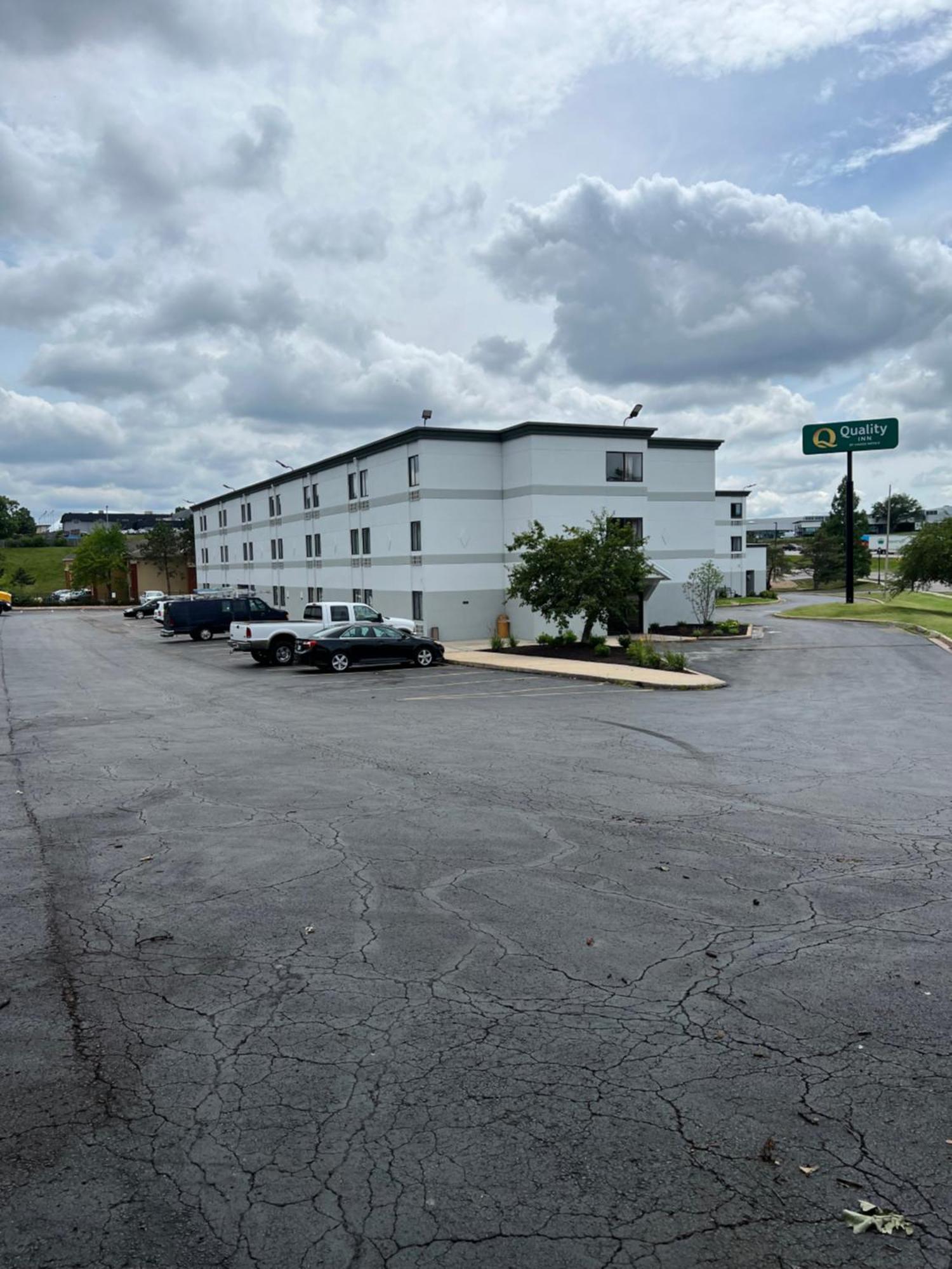 Quality Kansas Inn Merriam