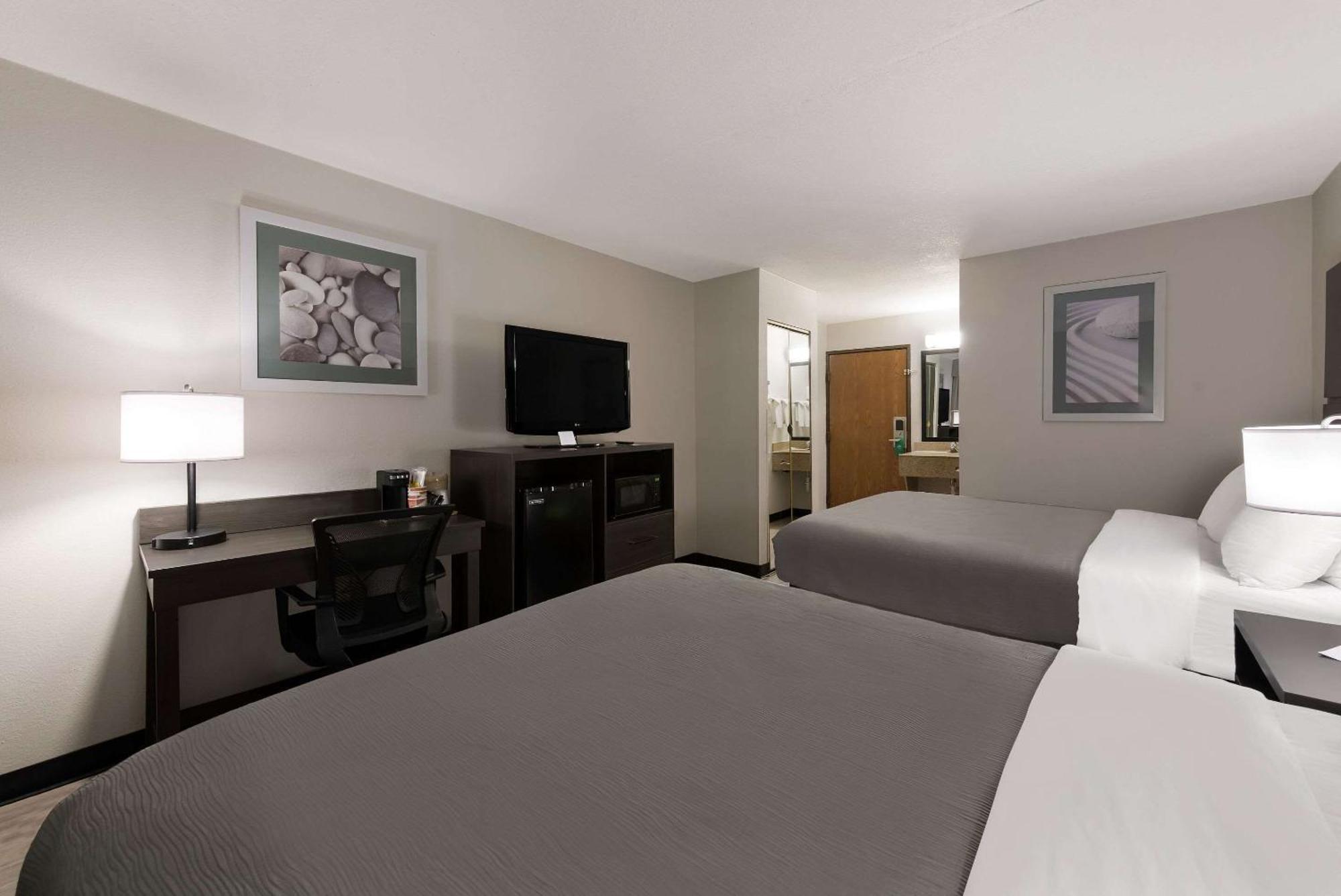 Inn Quality Kansas 2*